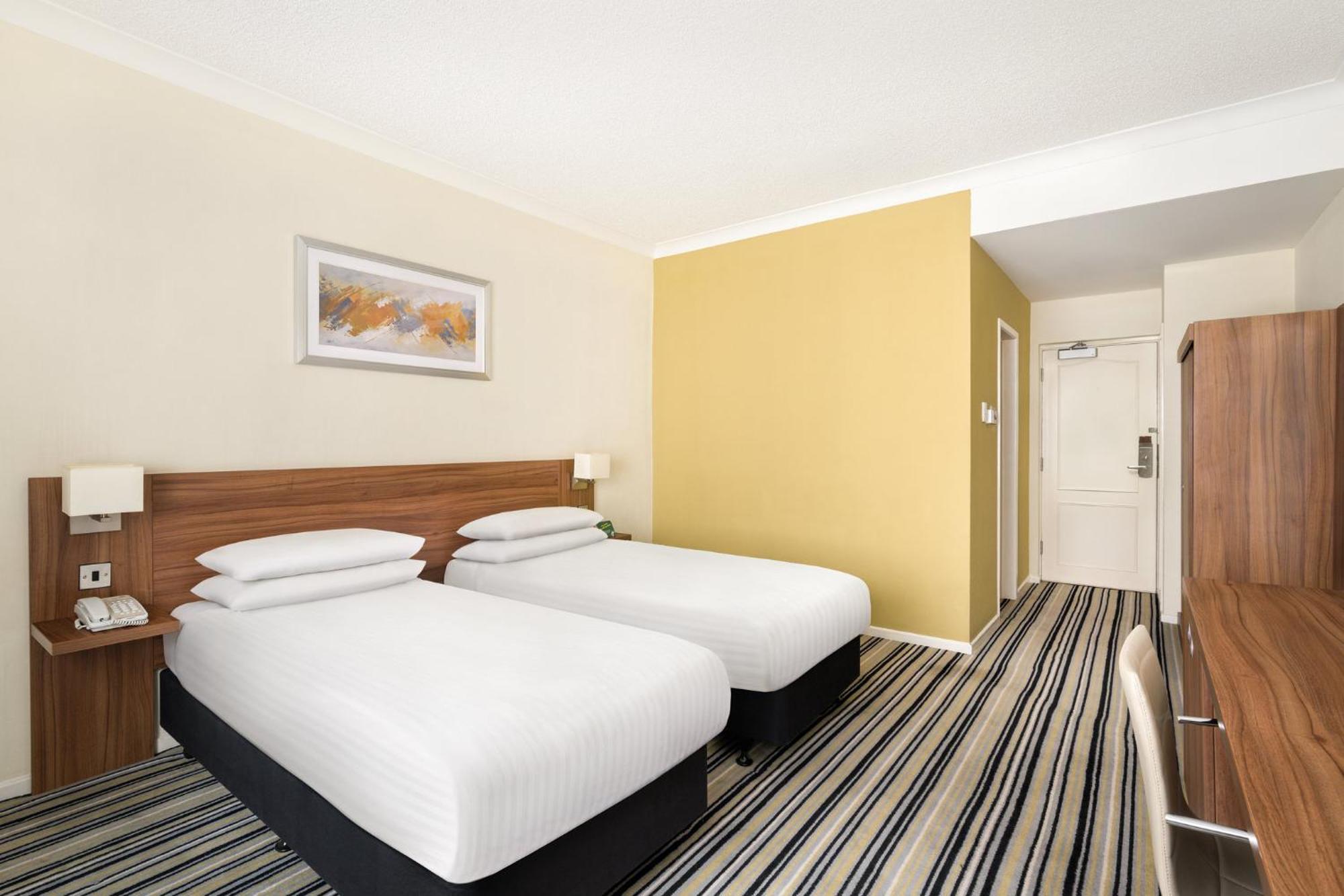 Holiday Inn Norwich North By Ihg NWI Exterior foto